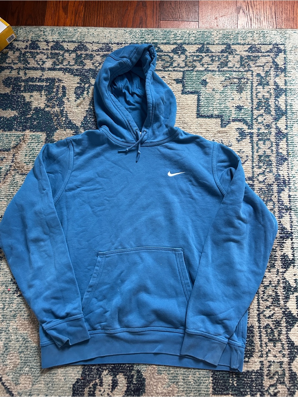 Nike Men’s Large Blue Pullover Hoodie White Swoosh Sweatshirt
